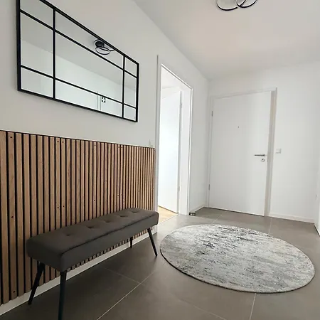 Noahs Ferienoase - Penthouse Mit Aufzug * Schortens