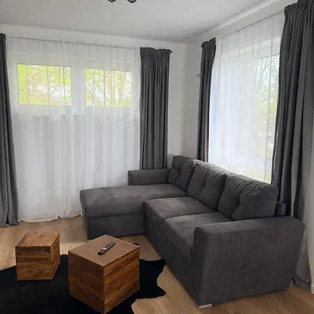 Noahs Ferienoase - Penthouse Mit Aufzug Schortens